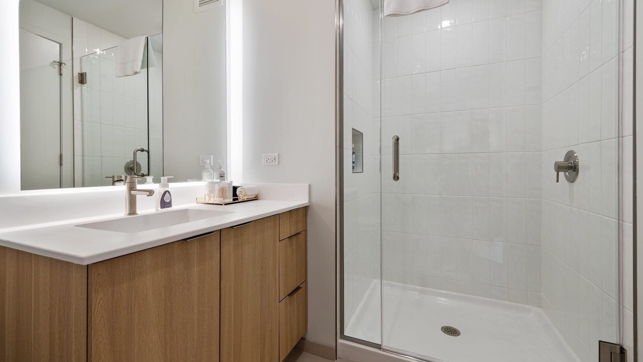Photo of Bathroom in River North
