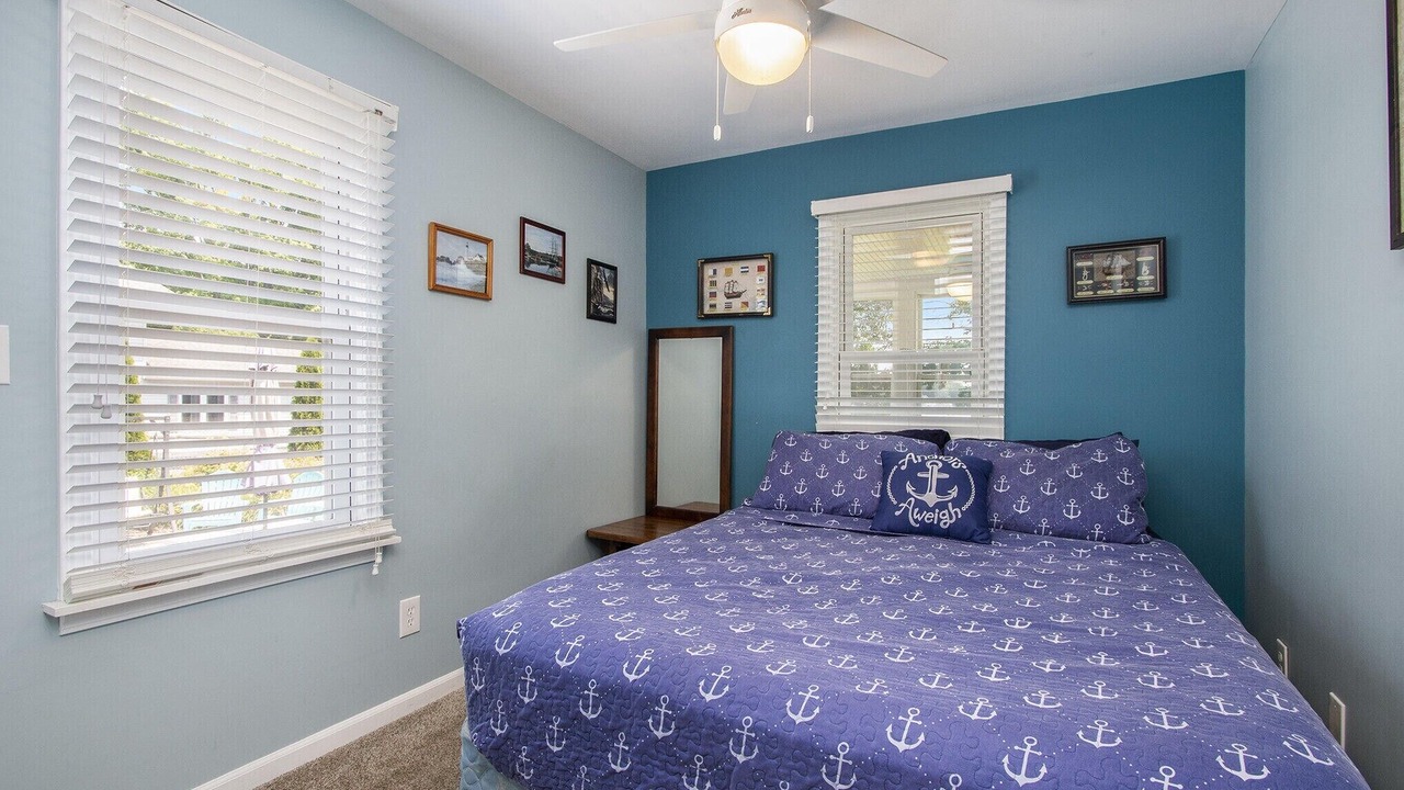 Photo of Bedroom in Sister Lakes