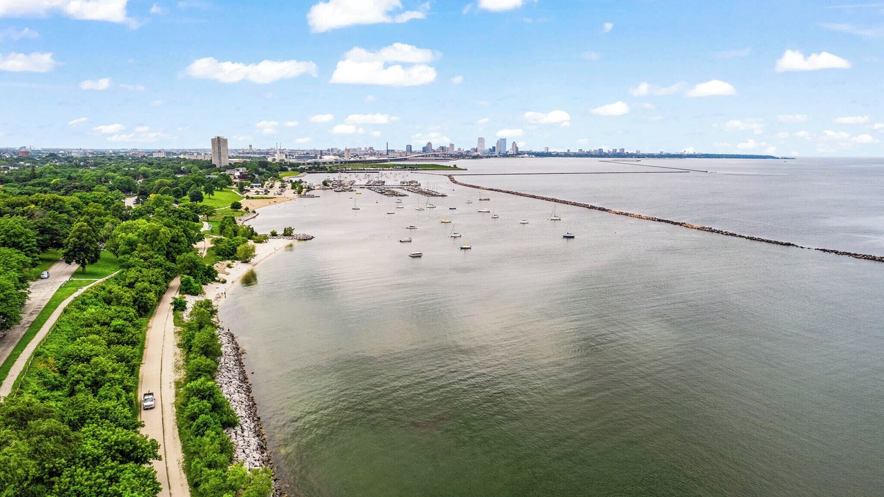 Photo of Outdoor in Bay View