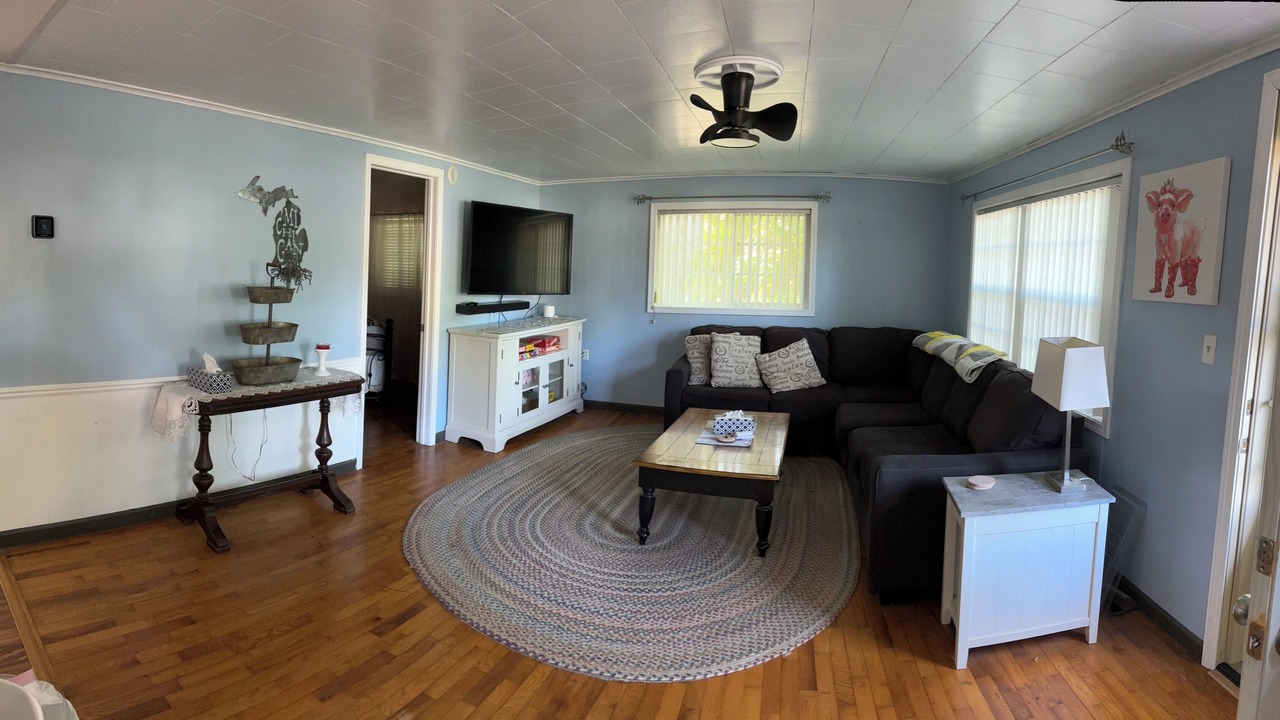 Photo of Livingroom in Crystal