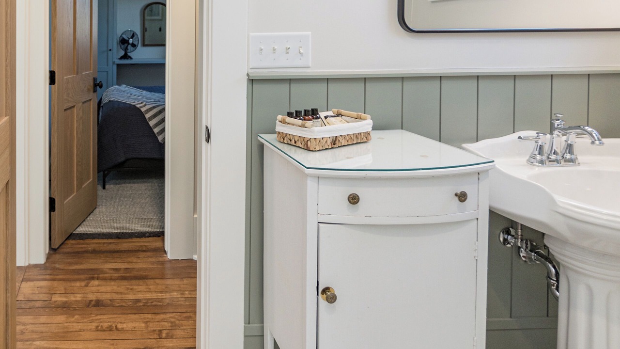 Photo of Bedroom in Leland