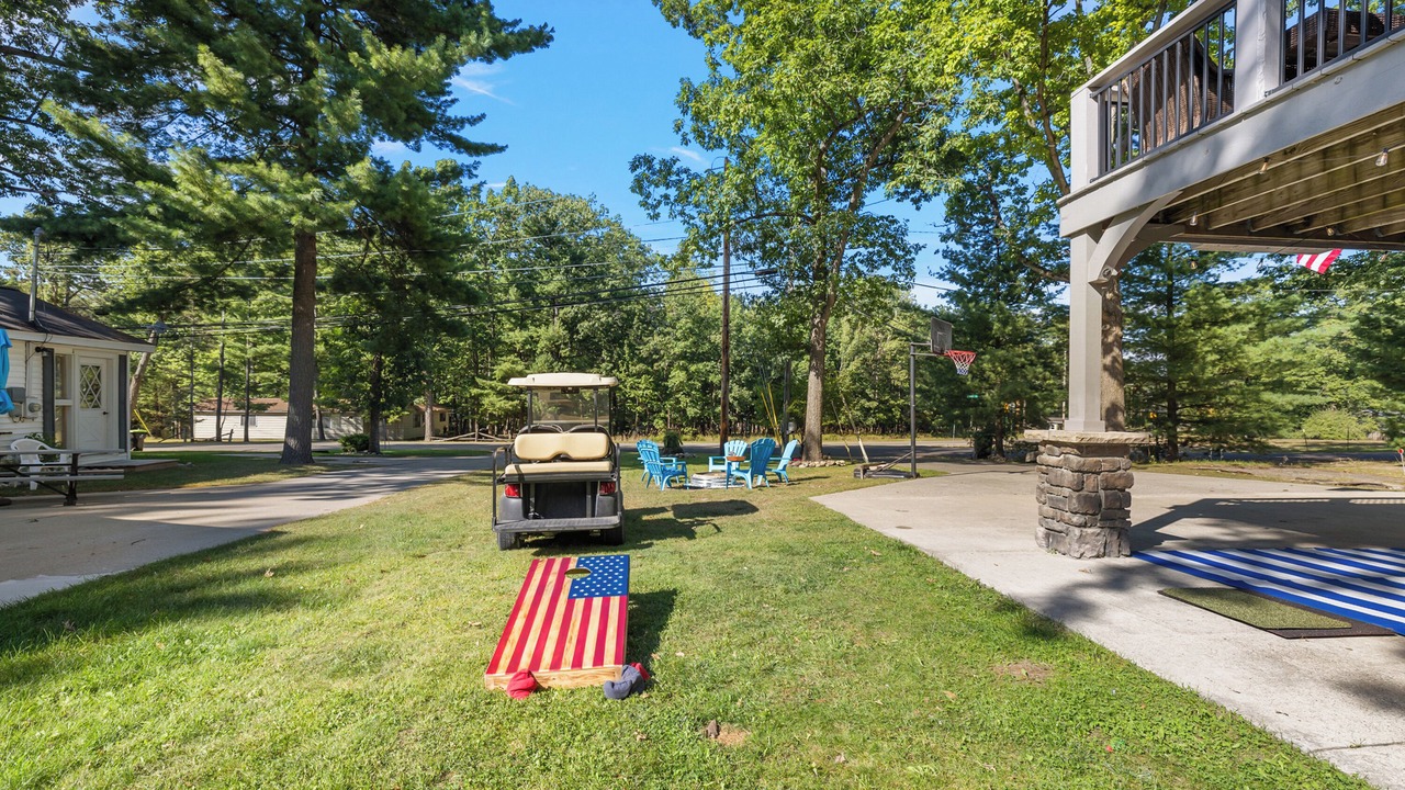Photo of Outdoor in Higgins Lake