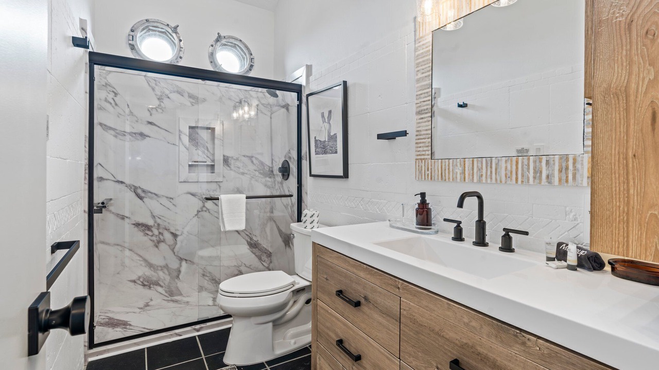 Photo of Bathroom in Terramar Beach
