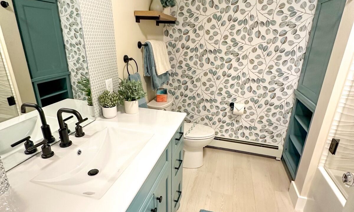 Photo of Bathroom in Glen Arbor