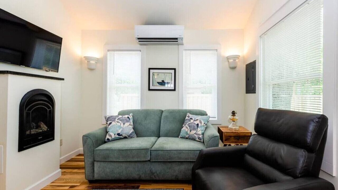 Photo of Livingroom in Paw Paw Lake
