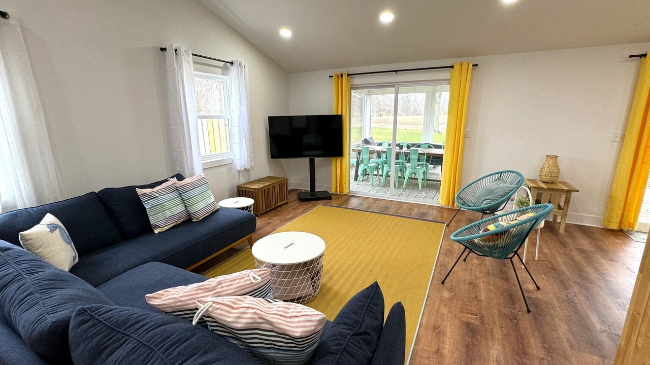 Photo of Livingroom in Bridgman