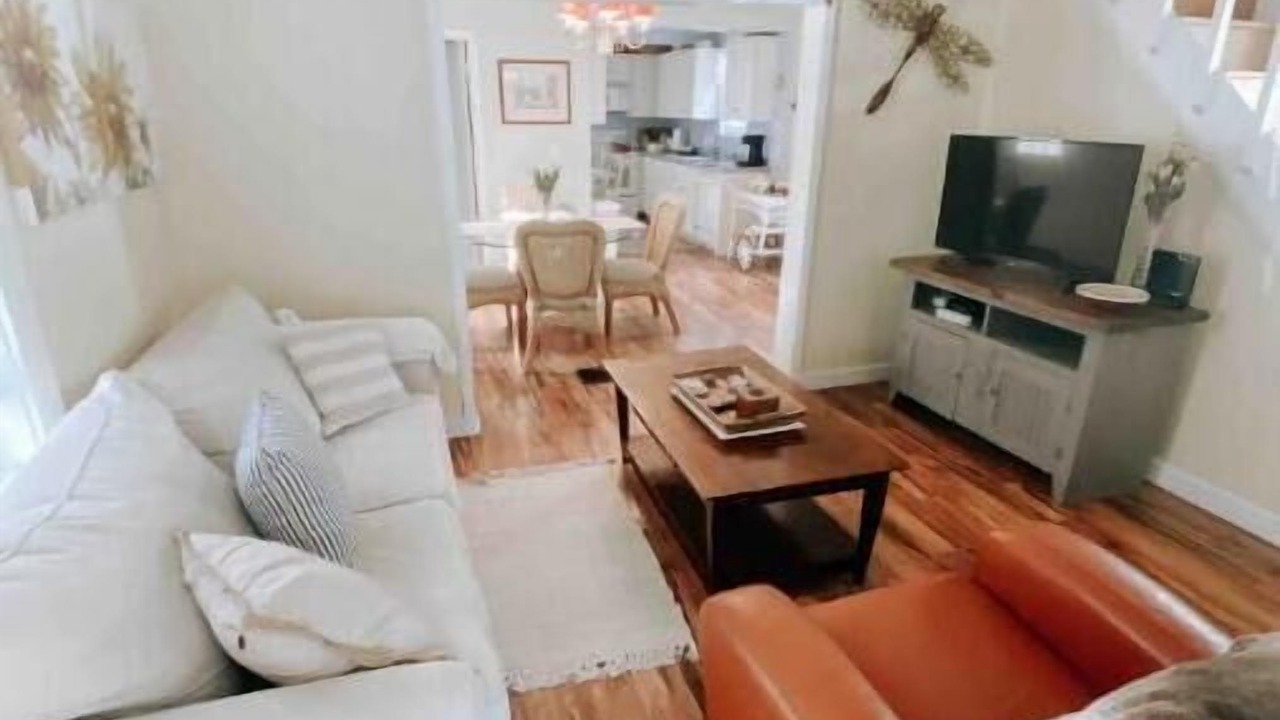 Photo of Livingroom in Spring Lake