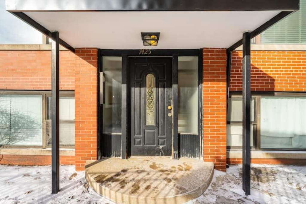 Photo of Outdoor in Rogers Park