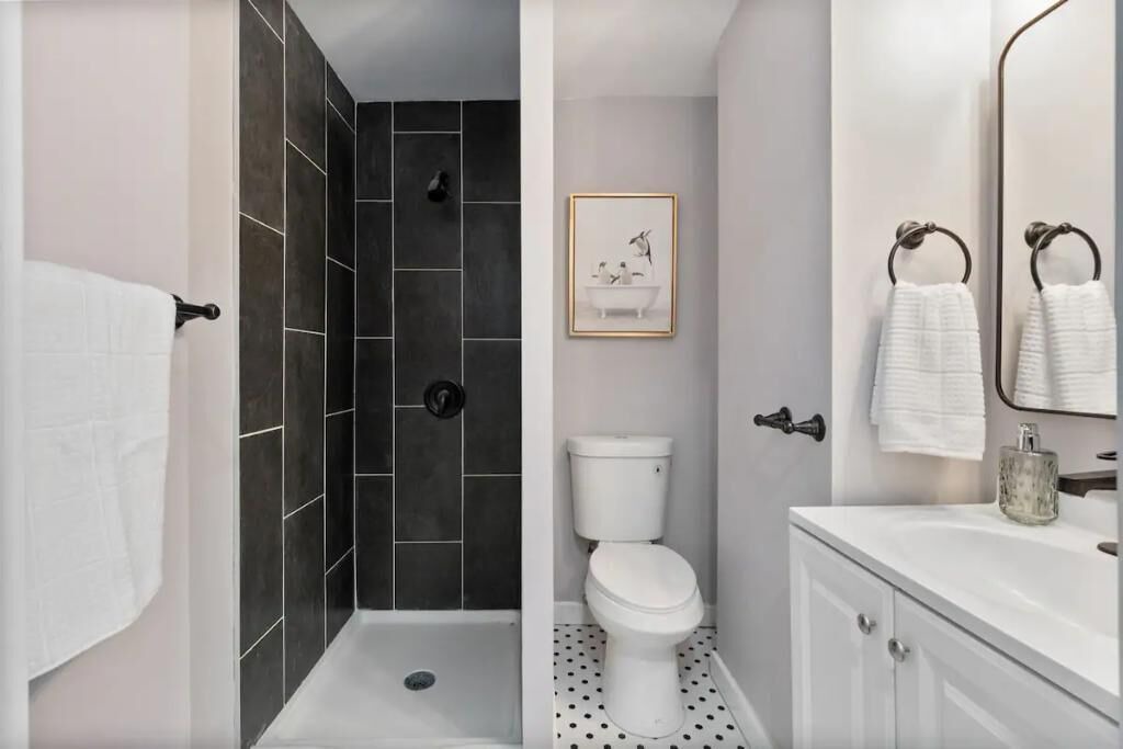 Photo of Bathroom in Calumet Heights