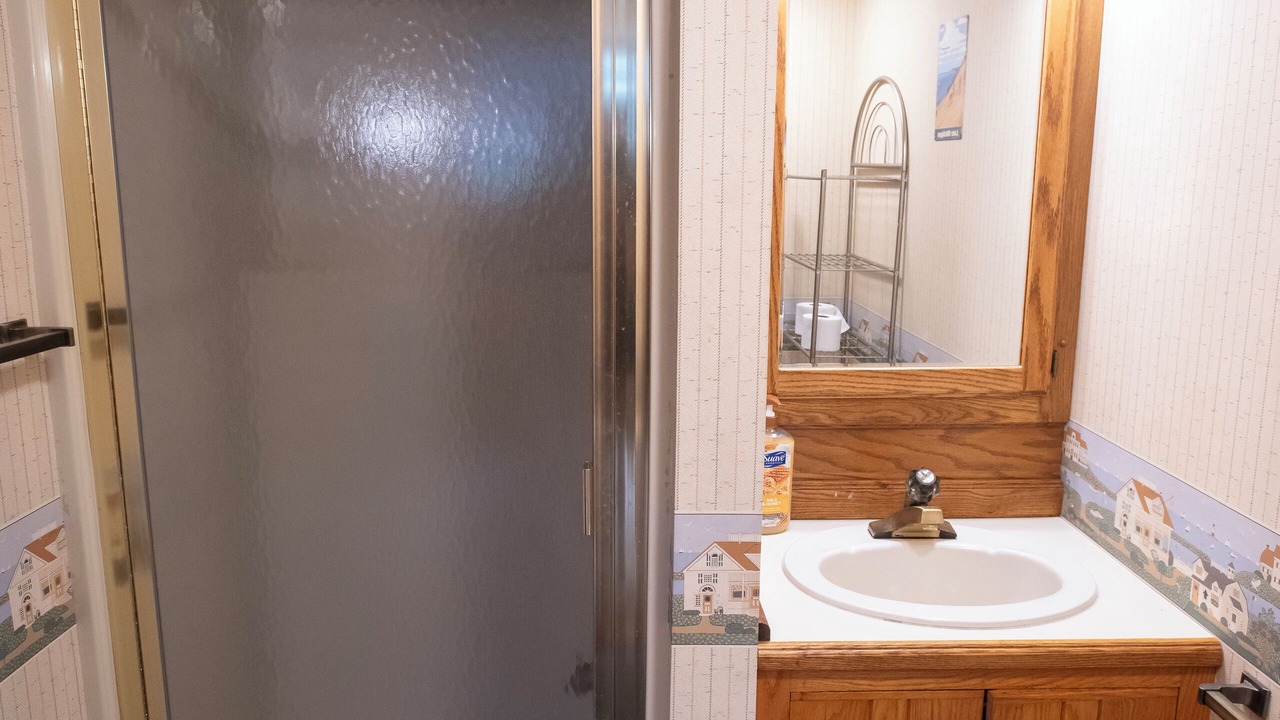 Photo of Bathroom in Vulcan