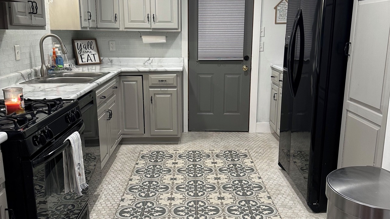 Photo of Kitchen in Sister Lakes