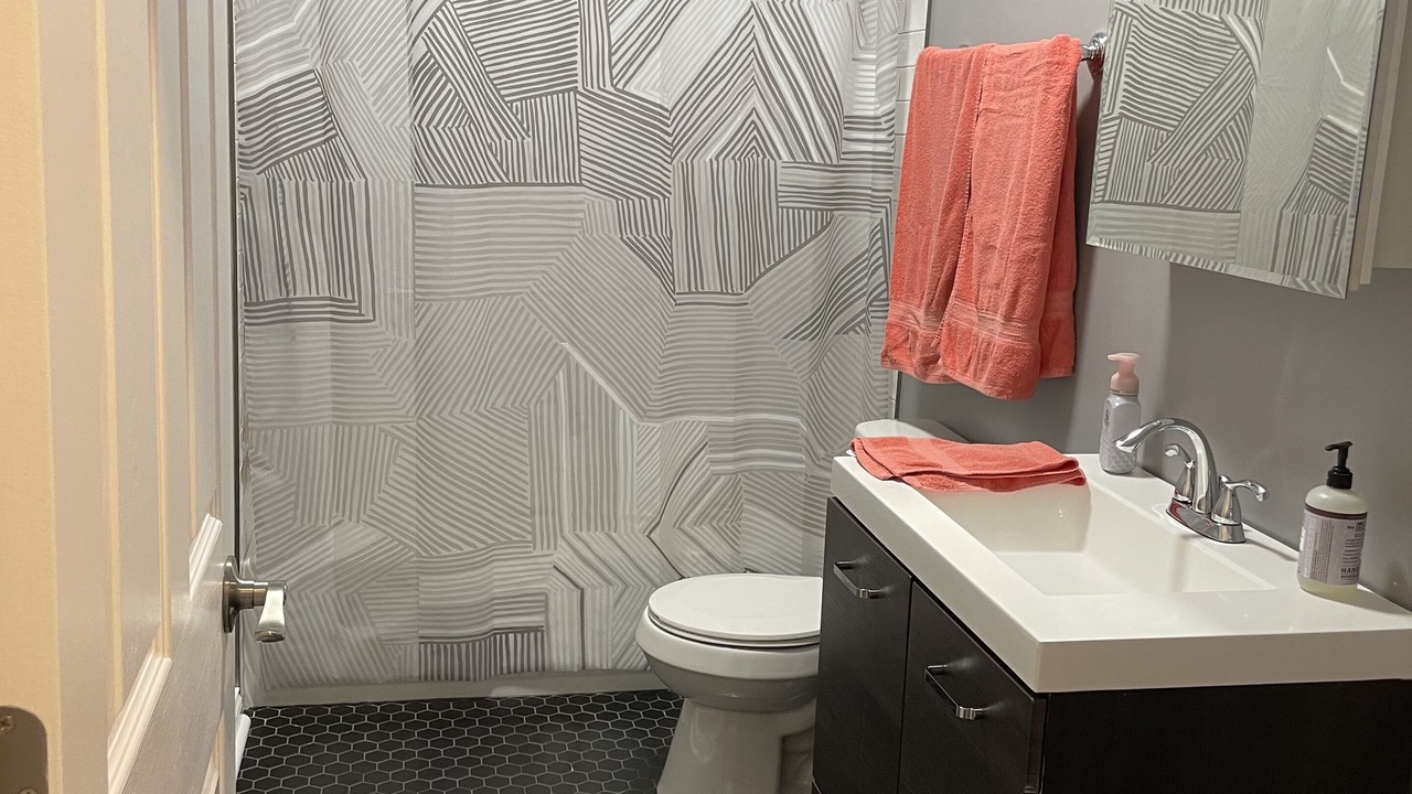 Photo of Bathroom in West Bucktown