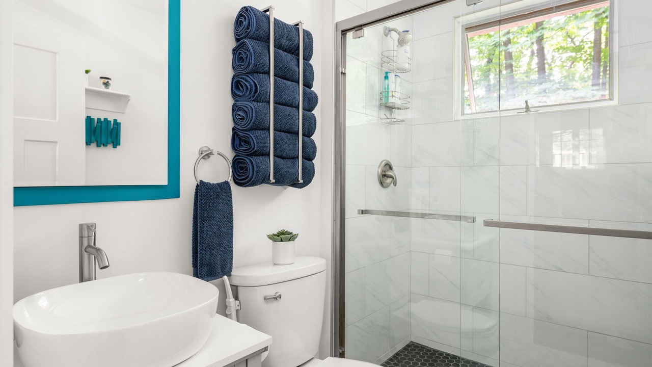 Photo of Bathroom in Glenn