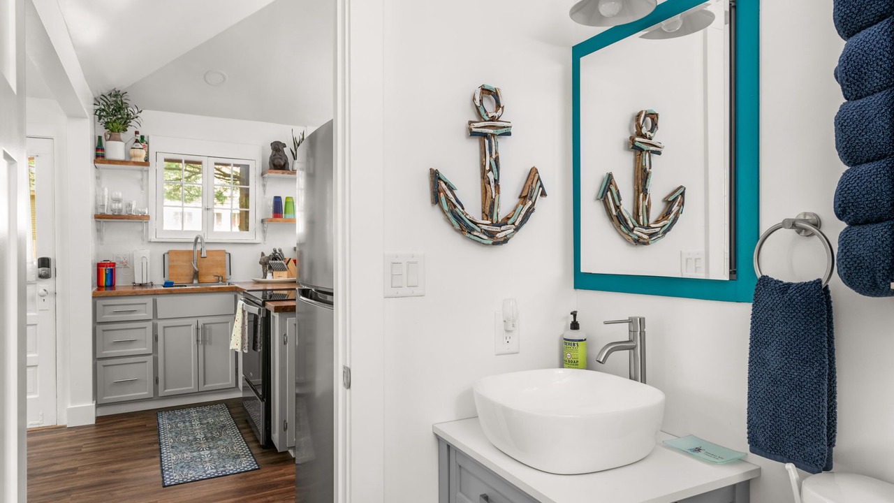 Photo of Bathroom in Glenn