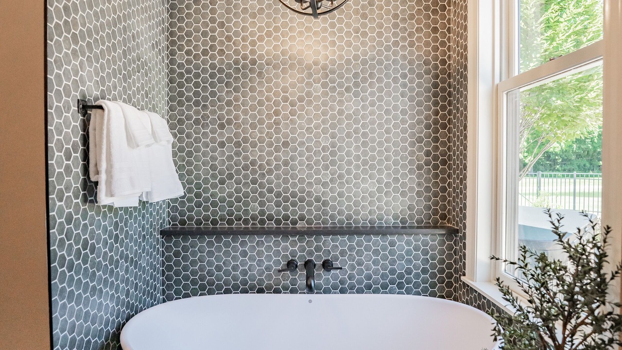 Photo of Bathroom in Niles