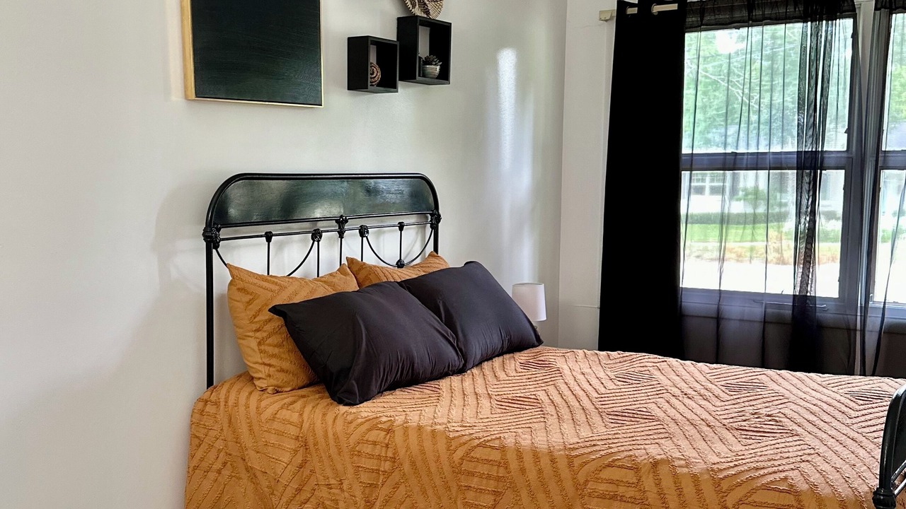 Photo of Bedroom in Creston