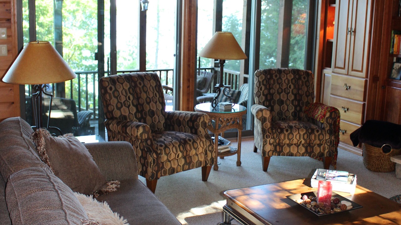 Photo of Livingroom in Kewadin