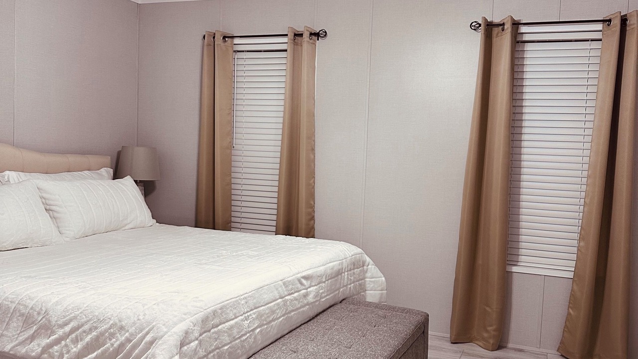 Photo of Bedroom in Laketon