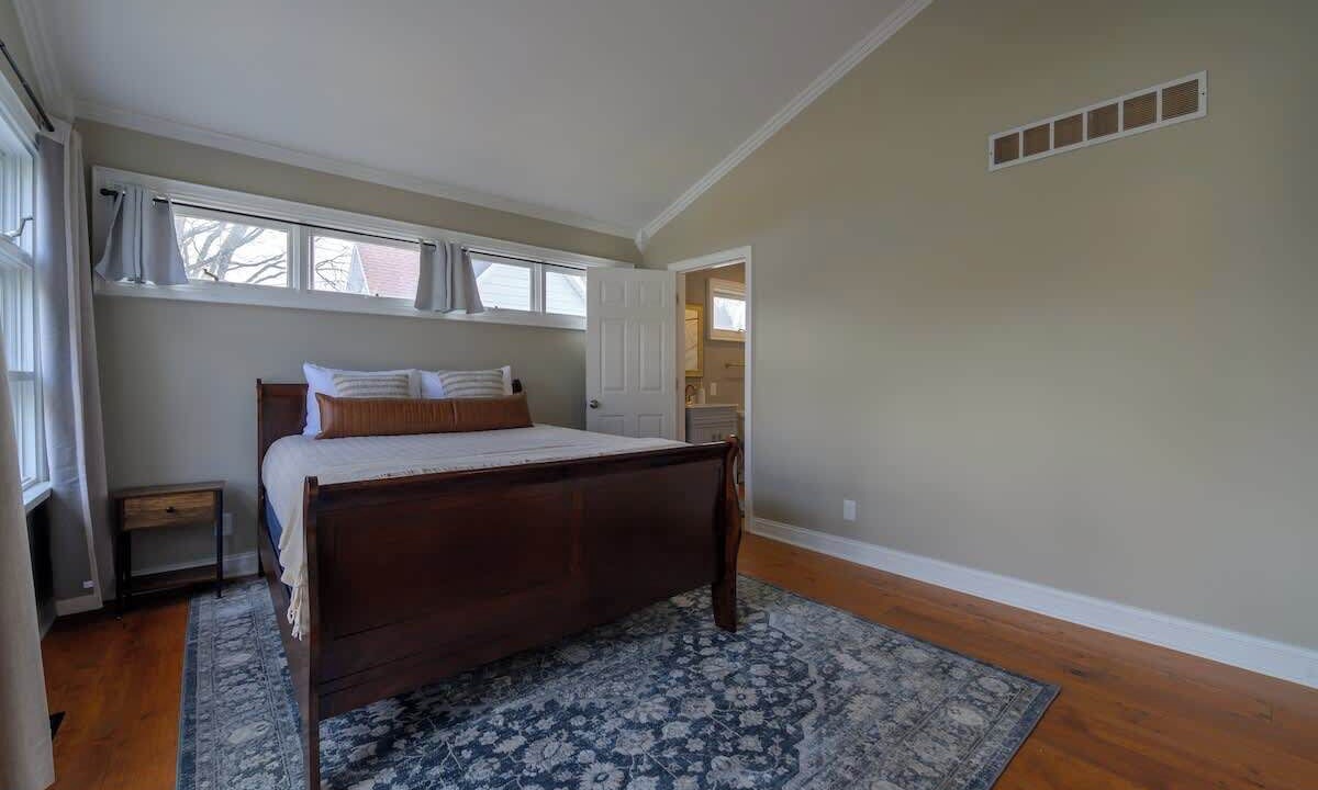 Photo of Bedroom in Three Oaks