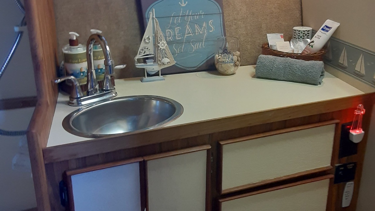 Photo of Bathroom in Menominee