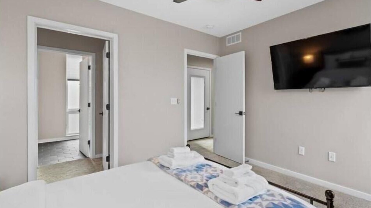Photo of Bedroom in Lower East Side