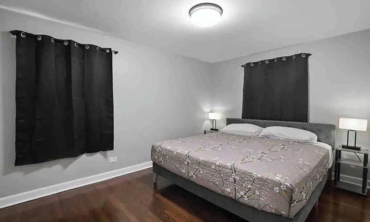 Photo of Bedroom in Forestview