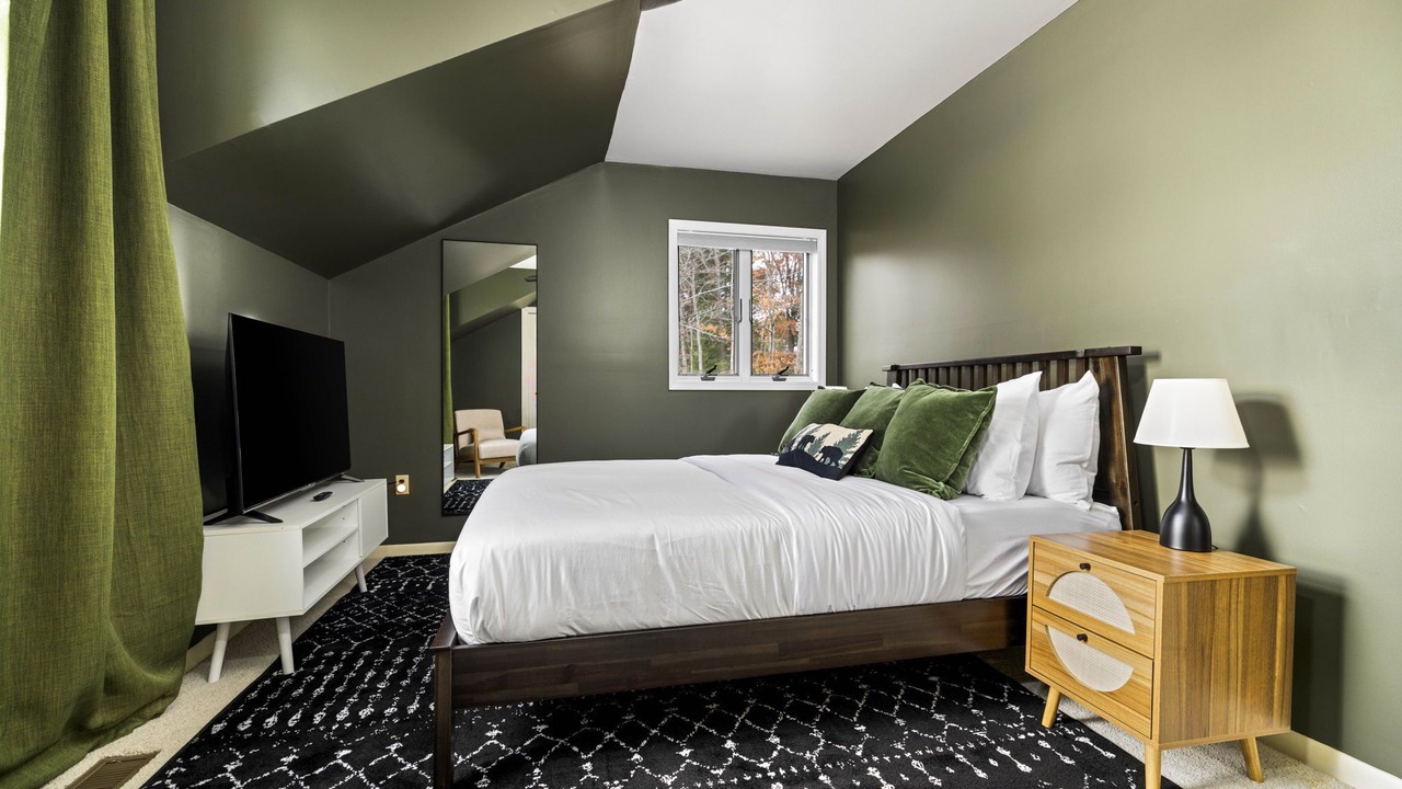 Photo of Bedroom in Gaylord