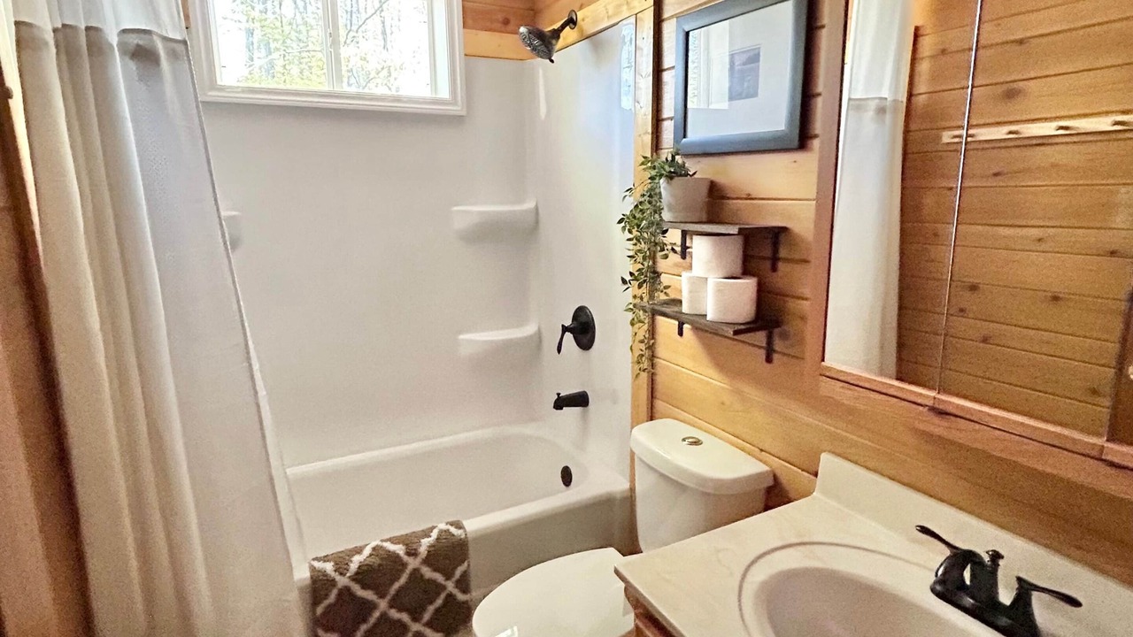 Photo of Bathroom in Newberry