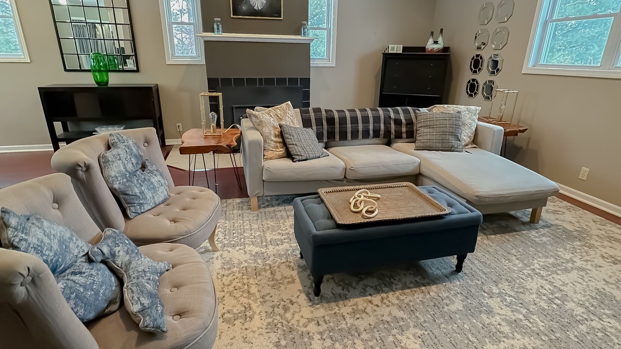 Photo of Livingroom in Cadillac