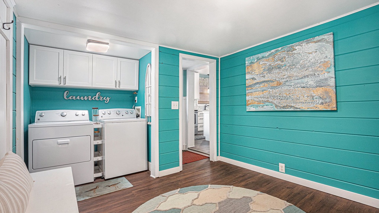 Photo of Bedroom in Lakeside
