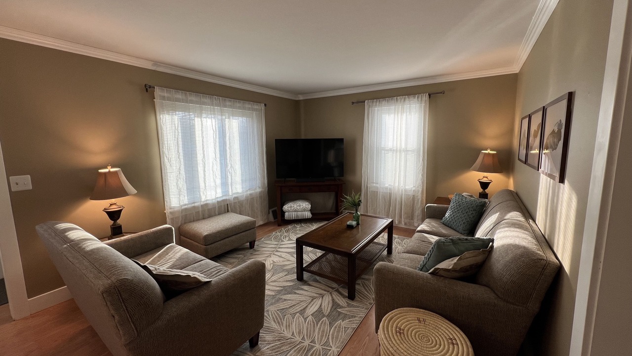 Photo of Bedroom in Lakeside