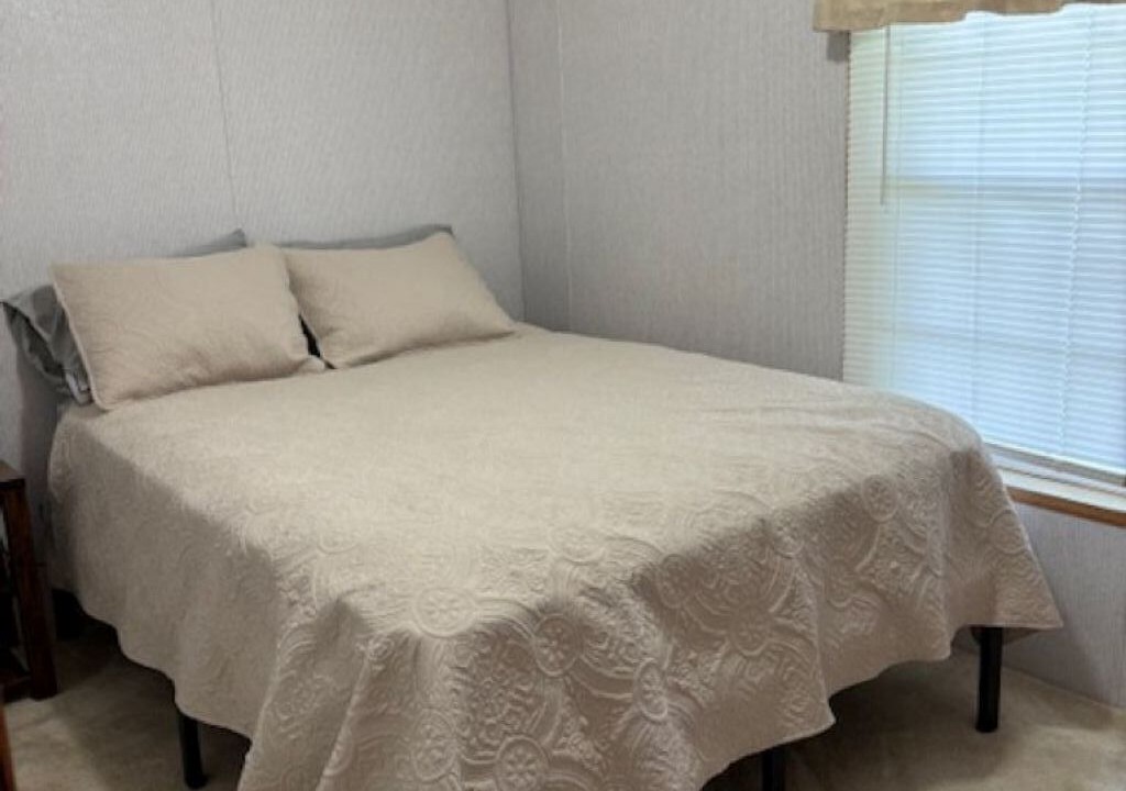 Photo of Bedroom in Naubinway
