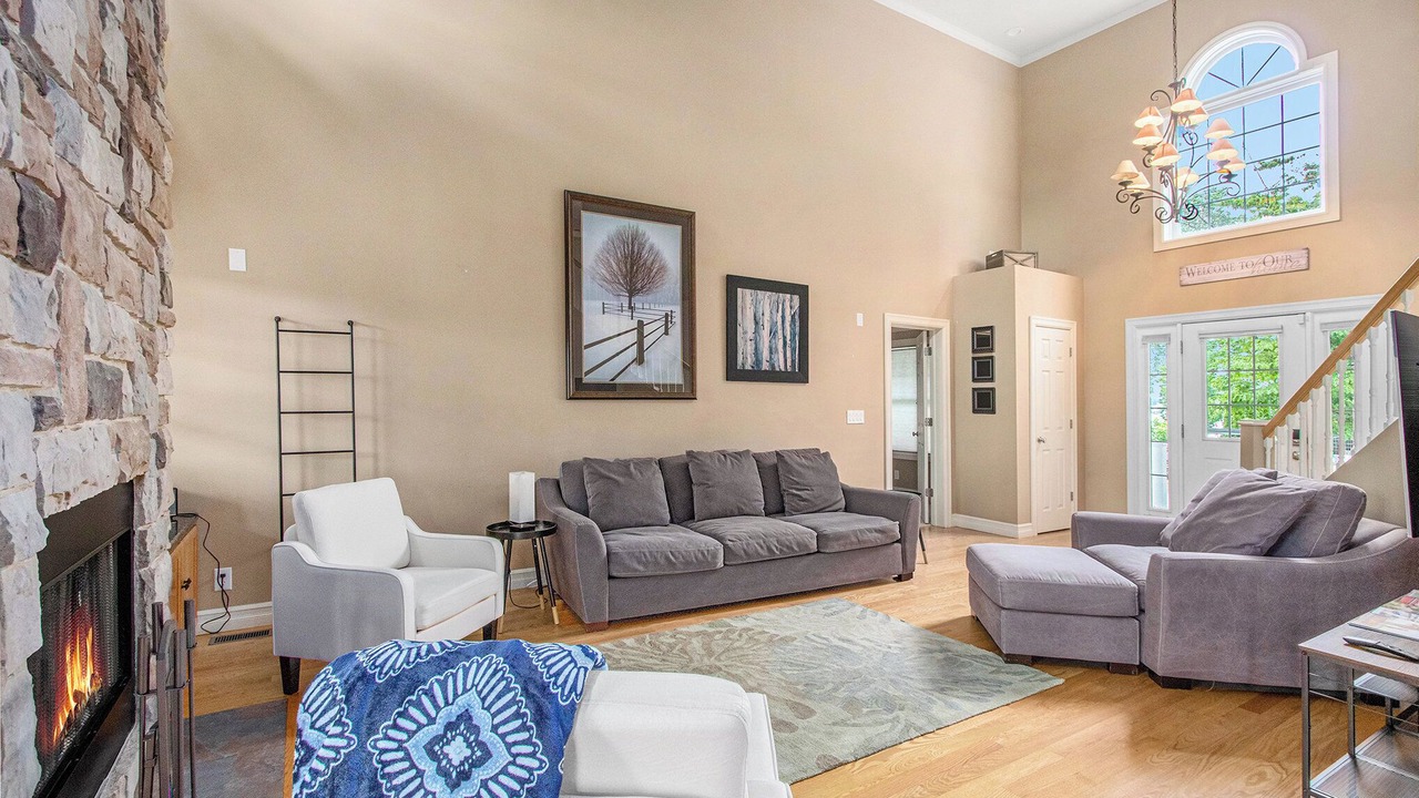 Photo of Livingroom in Paw Paw Lake