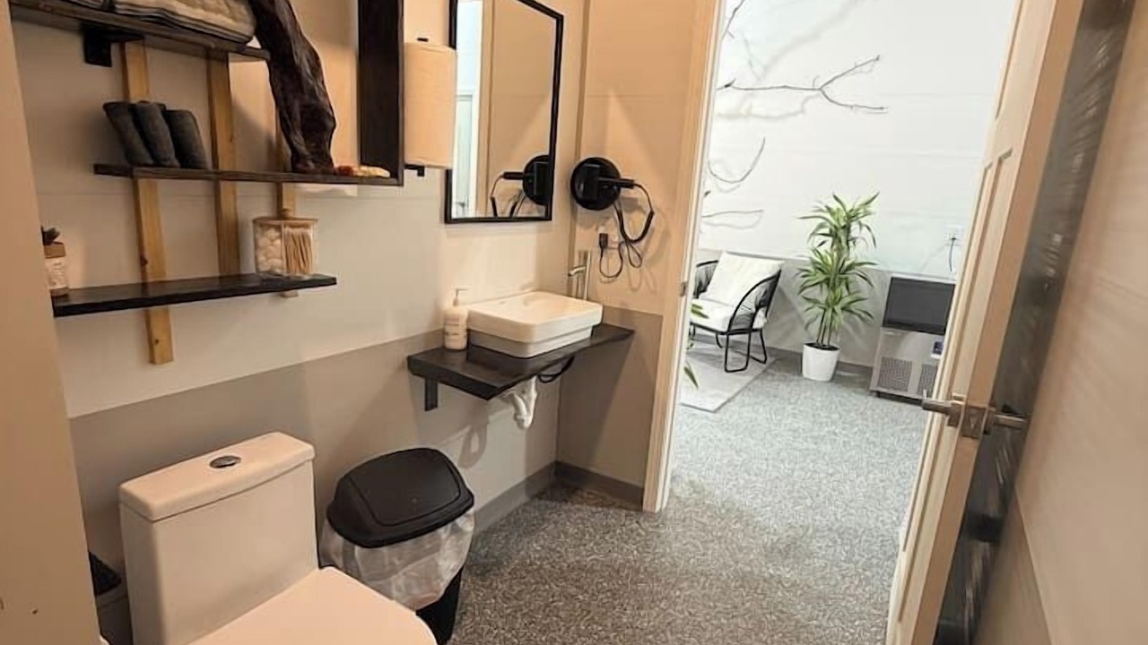 Photo of Bathroom in South Haven