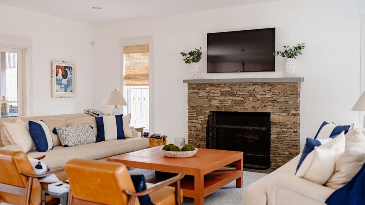 Photo of Livingroom in Lakeside