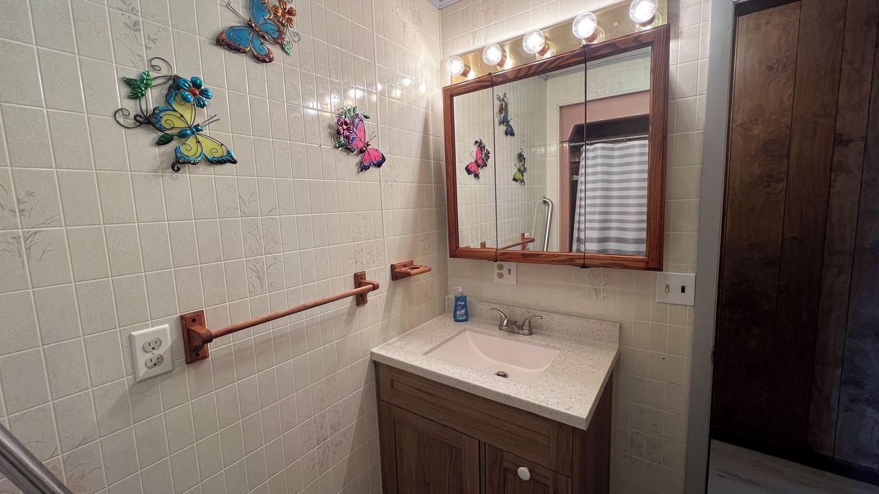 Photo of Bathroom in Germfask