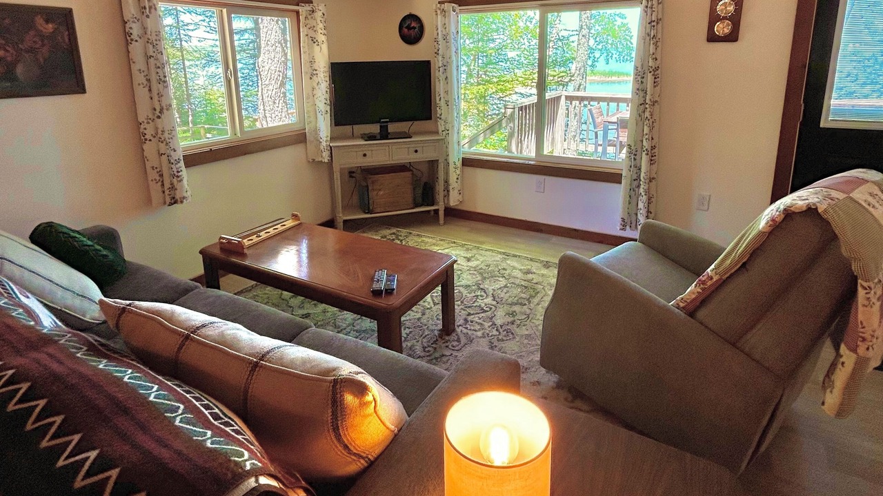 Photo of Livingroom in Brimley