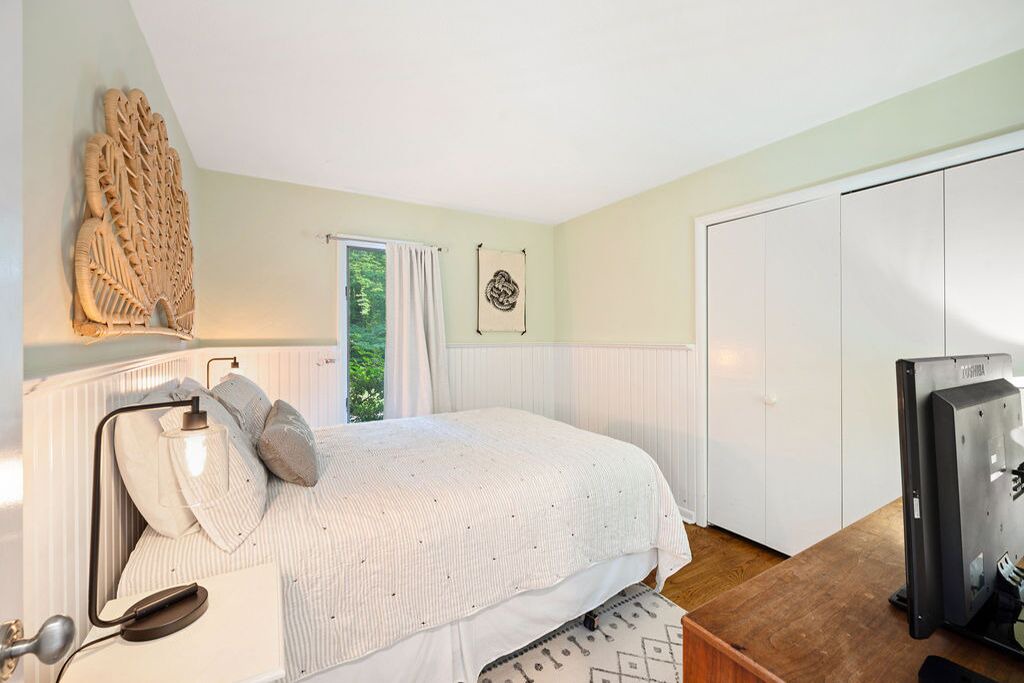 Photo of Bedroom in Shorewood-Tower Hills-Harbert