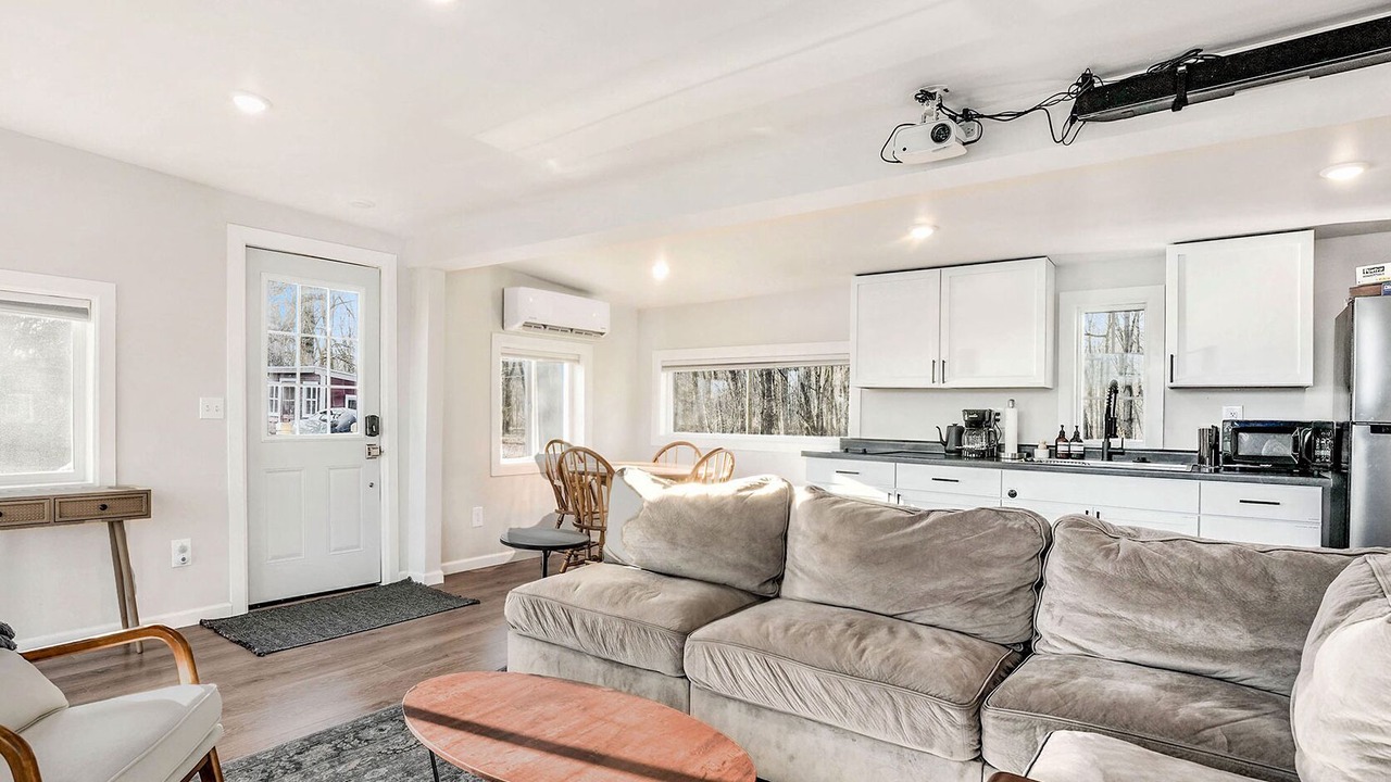 Photo of Livingroom in Northview