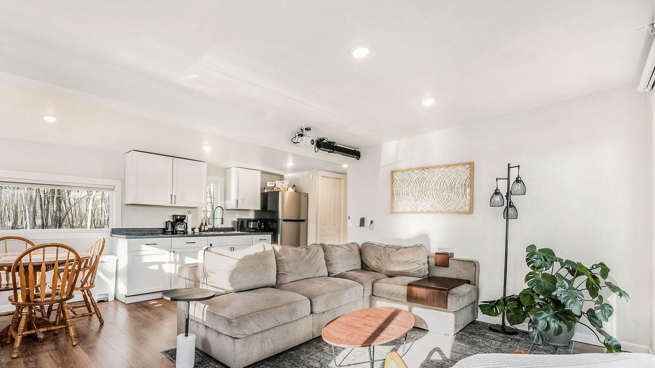 Photo of Livingroom in Northview