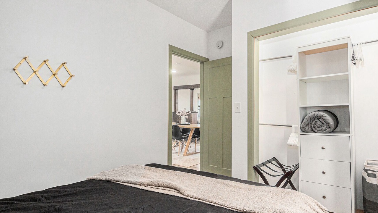 Photo of Bedroom in John Ball Park