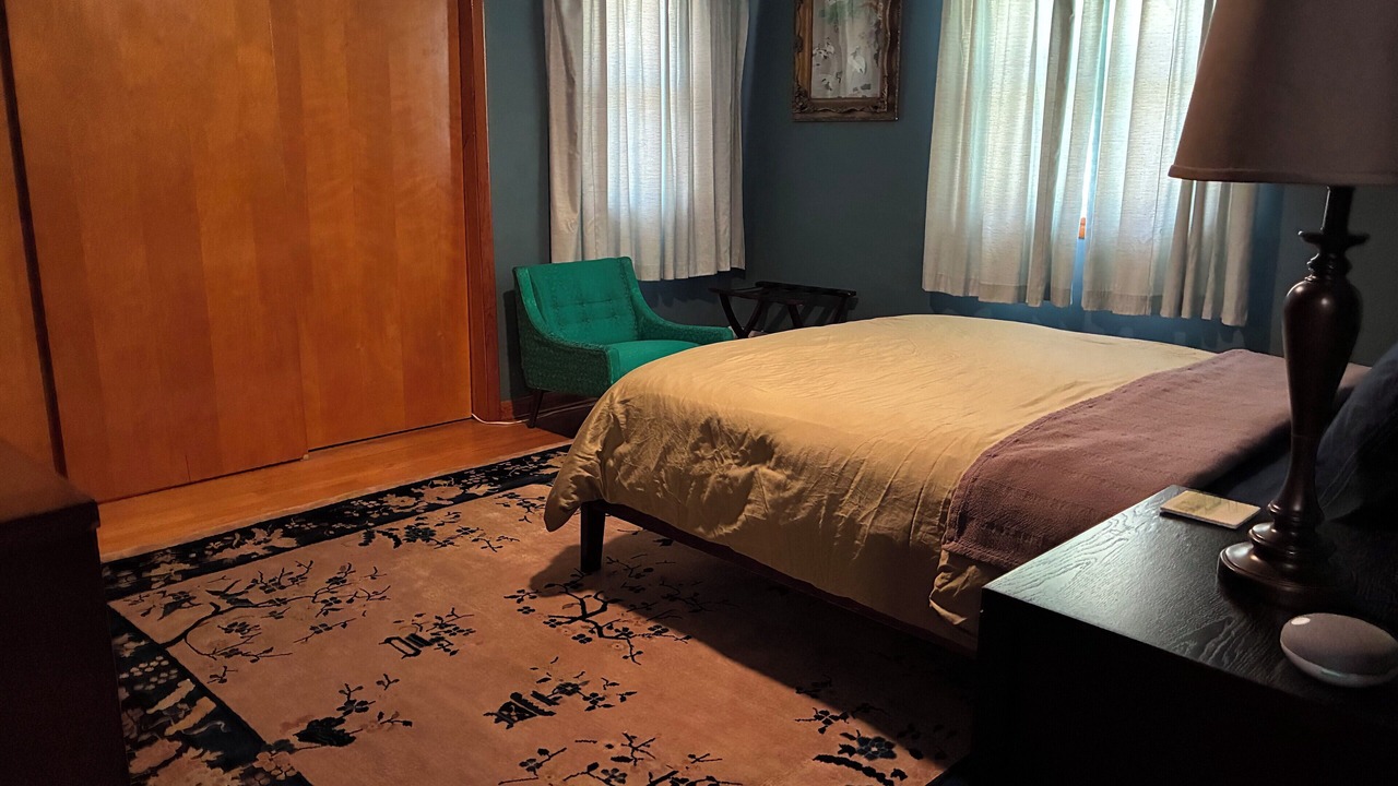 Photo of Bedroom in Miller Beach