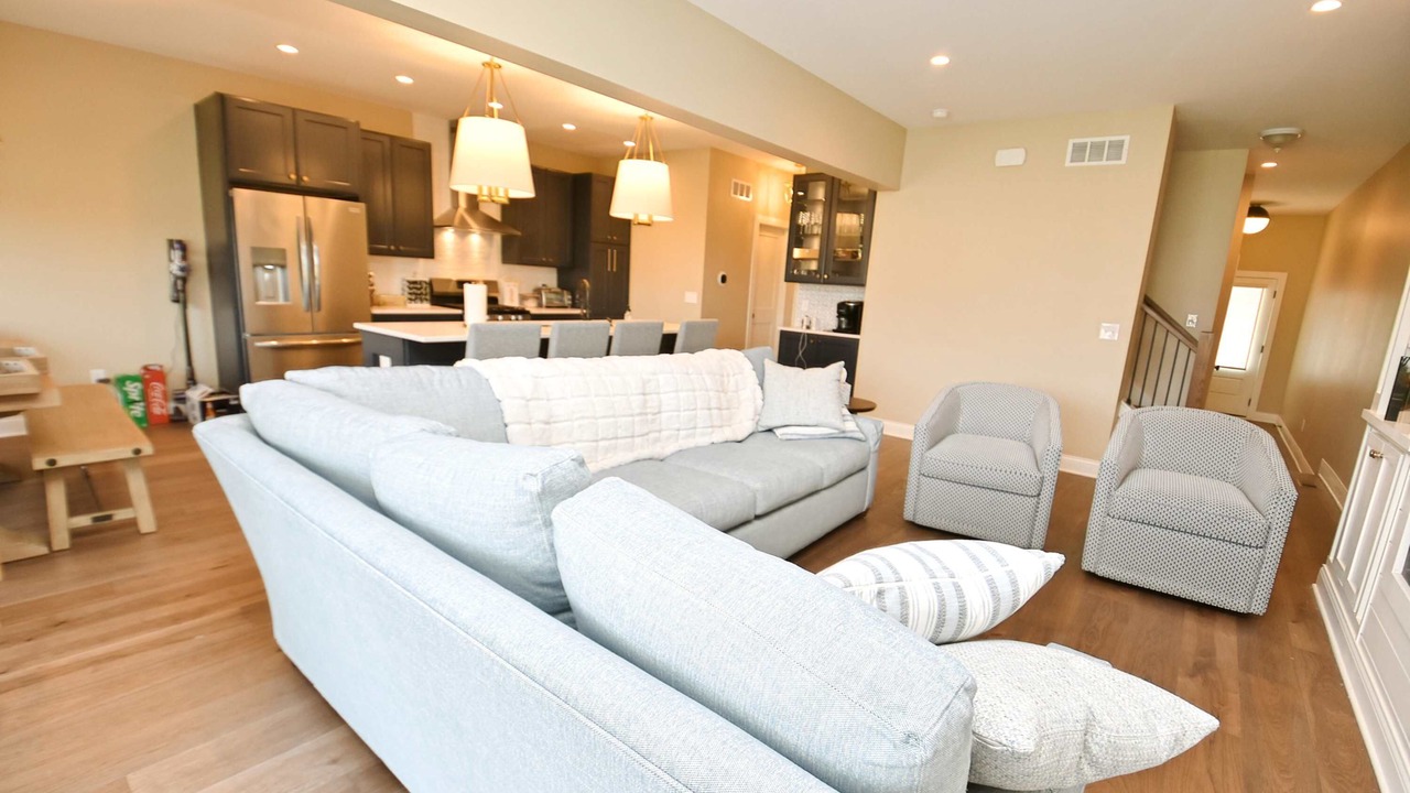 Photo of Bedroom in Wooded Estates