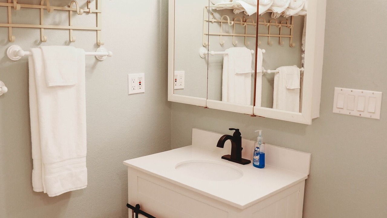 Photo of Bathroom in Dickinson