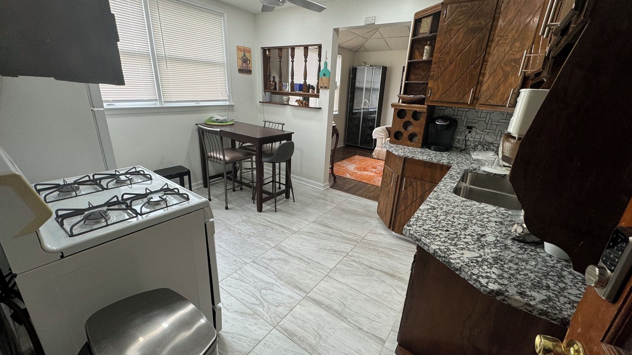 Photo of Kitchen in Whiting