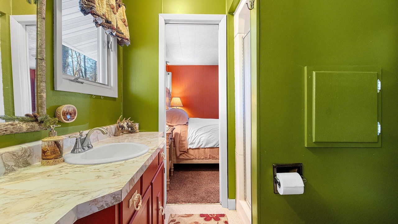 Photo of Bathroom in Athelstane