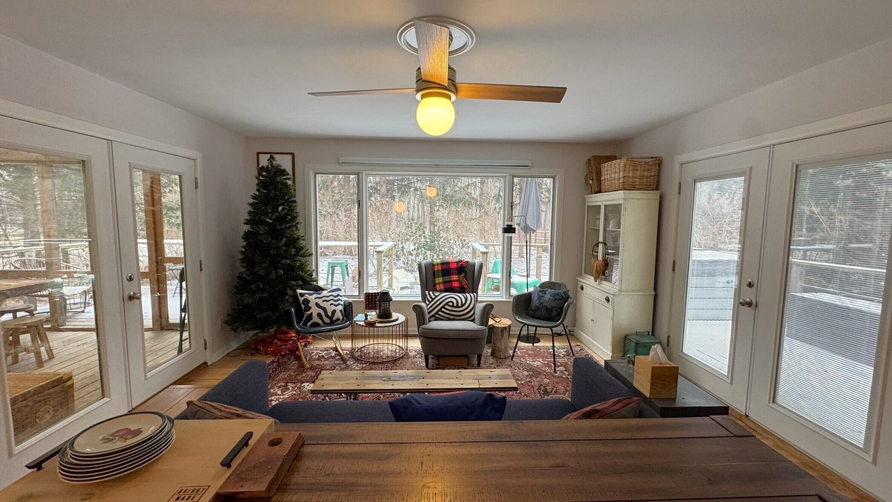 Photo of Livingroom in Harbert