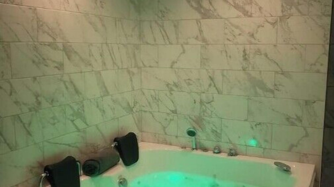 Photo of Bathroom in Whiting
