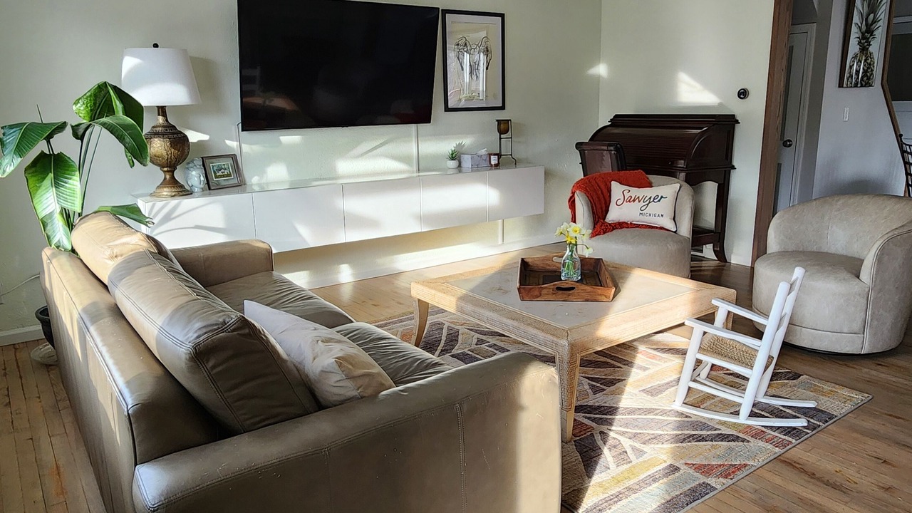 Photo of Livingroom in Harbert