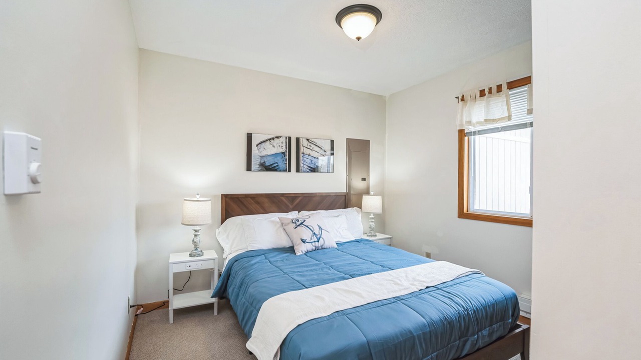 Photo of Bedroom in Canadian Lakes